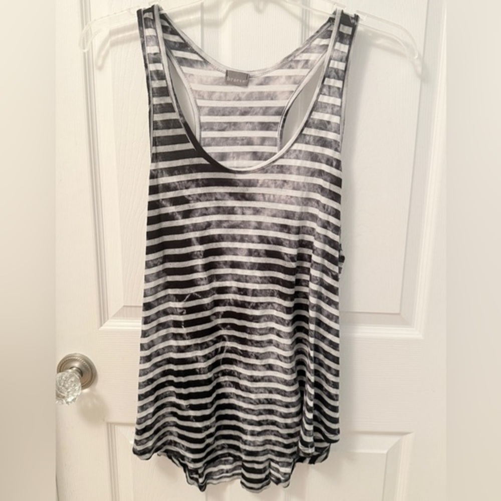 Braeve Long Sheer Striped black and white Tank Shirt. Sz Large. BE